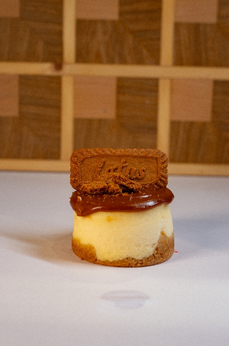 LOTUS CHEESECAKE